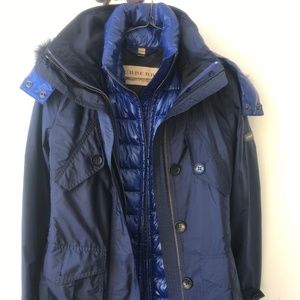 BURBERRY - puffer coat with rain slick & fur hood